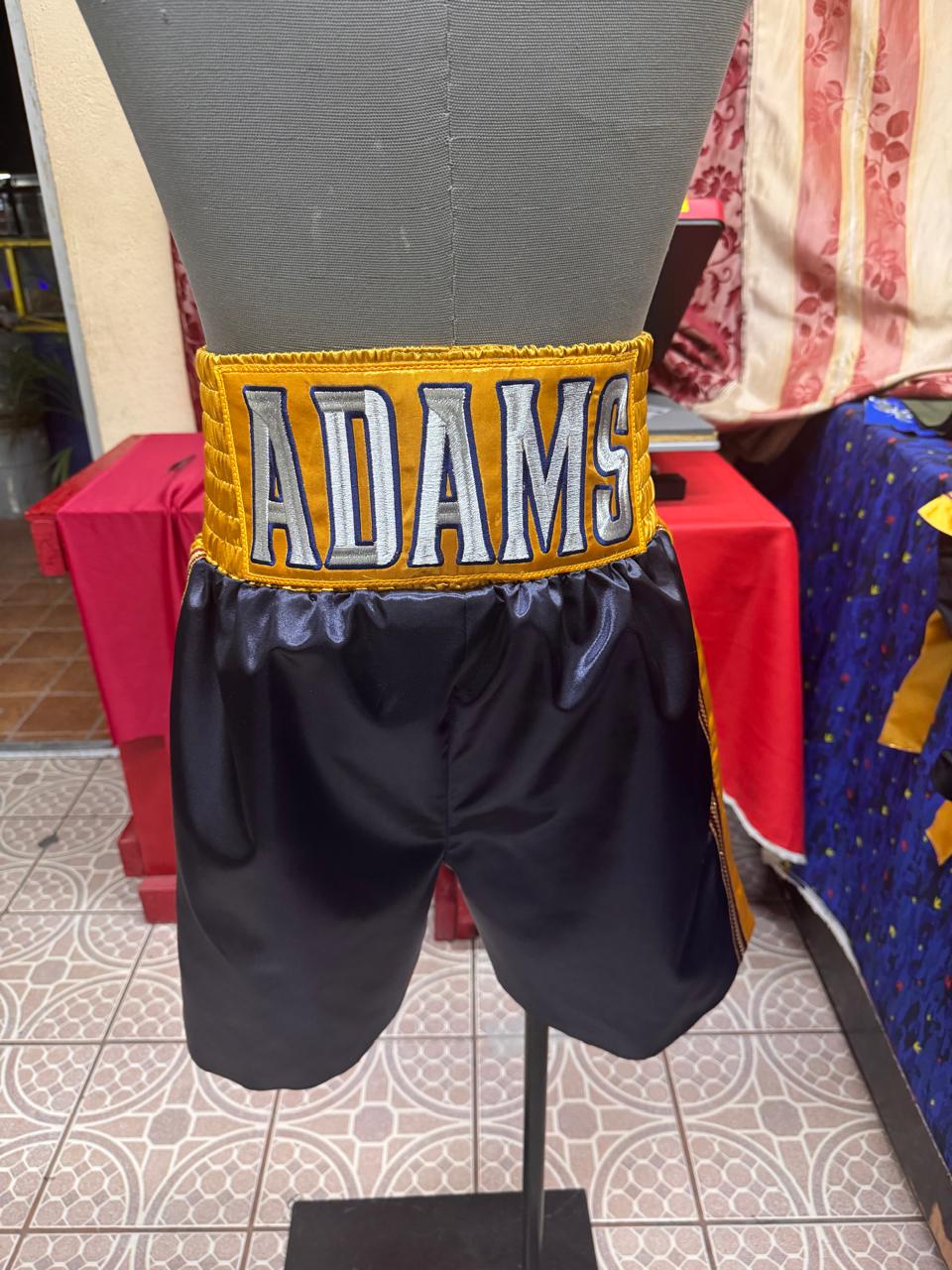 Uniforme de Pelea ADAMS Incluye Bata y Shorts